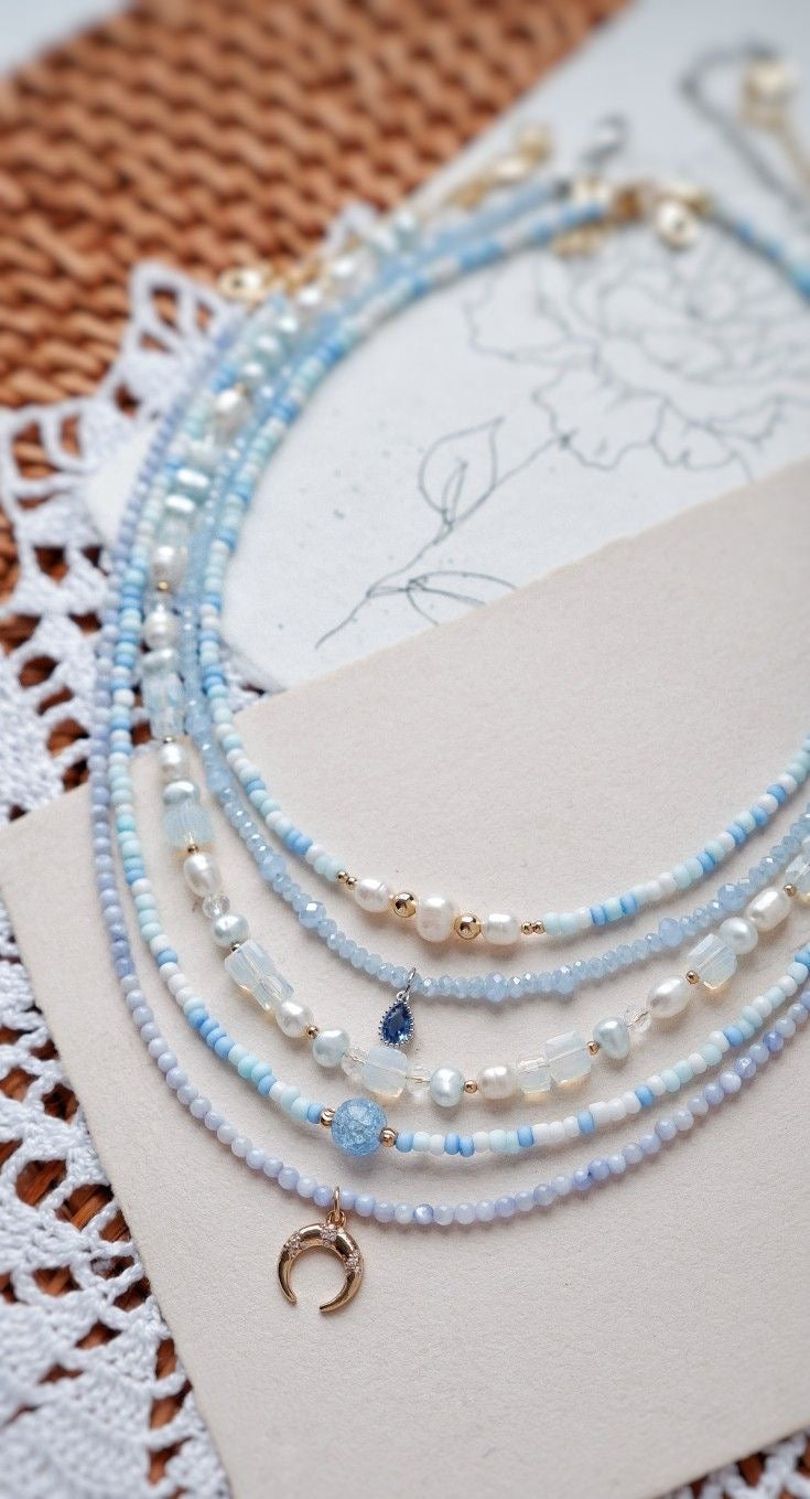 Design your own necklace/bracelet/anklet and meet like-minded friends!