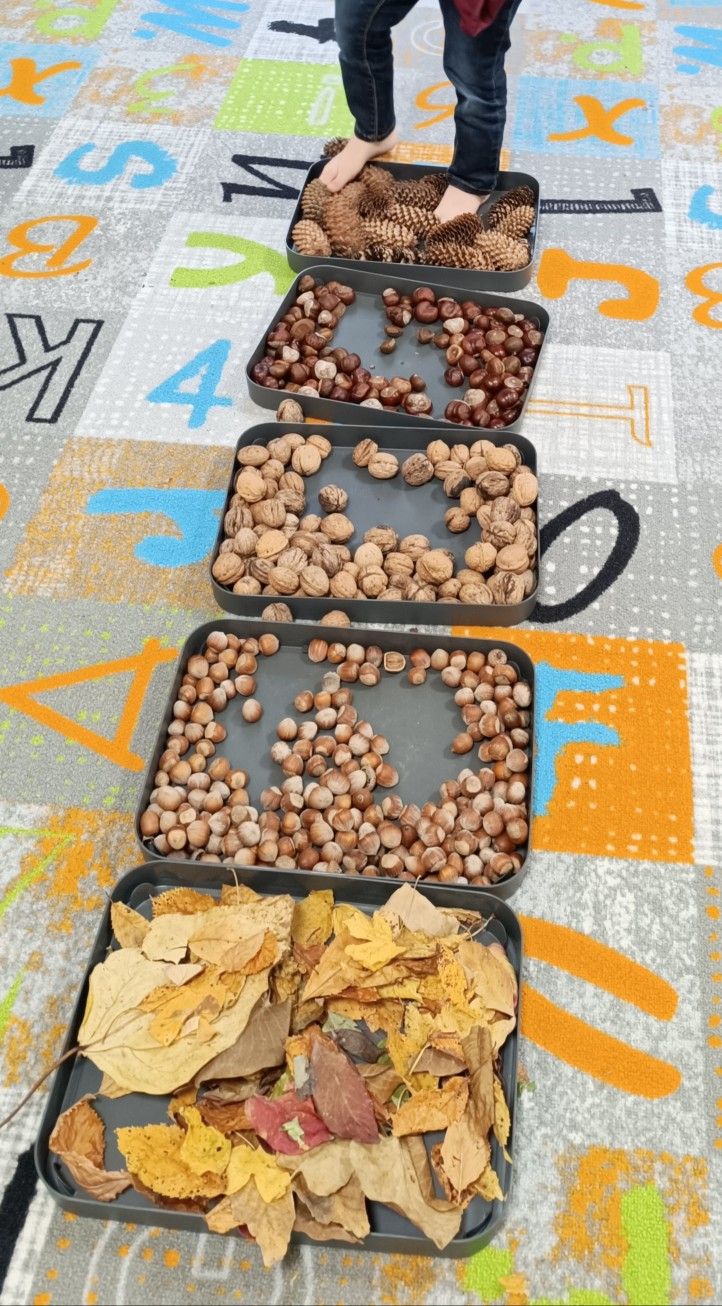 Montessori Little Adventurer - Create your own Montessori-inspired Autumn Sensory Bottle, sip your favourite drink, and meet other parents and their little ones!