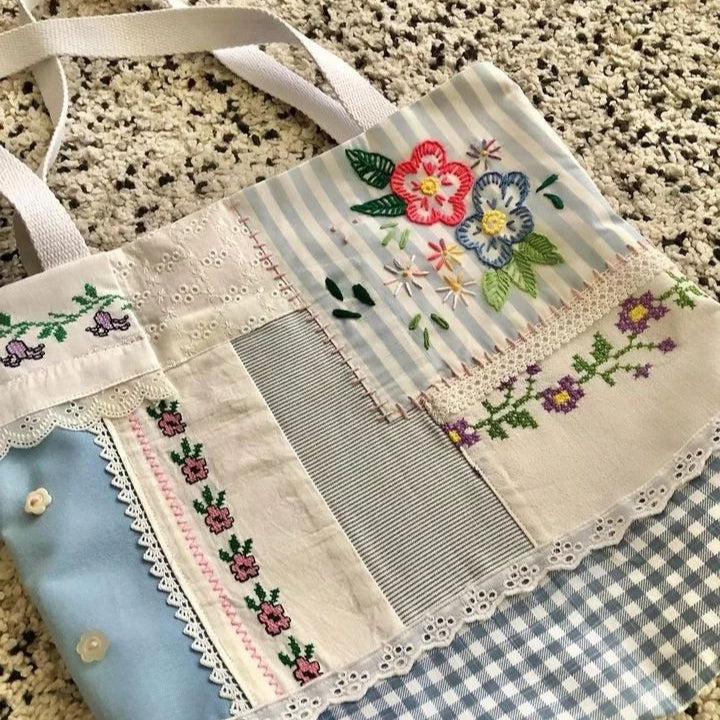 Upcycle your Tote Bag: Sew, Customise, Sip & Chat