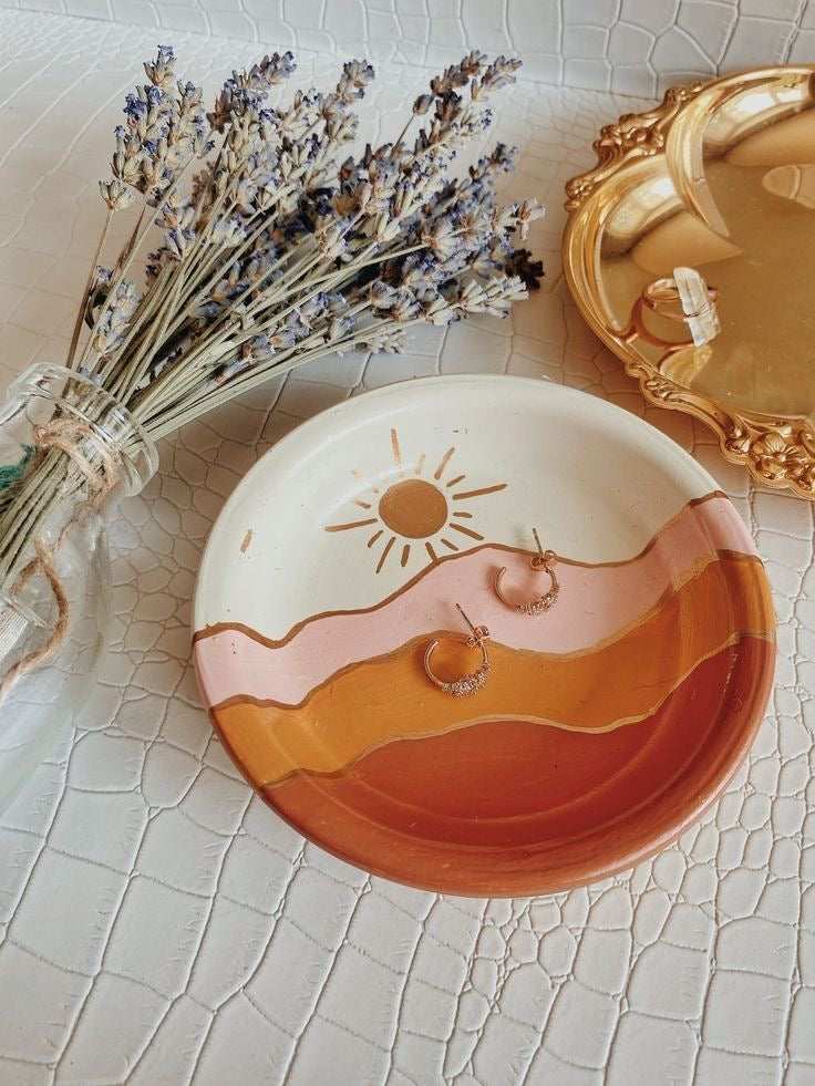 Hand-painted jewellery dish, sip & chat