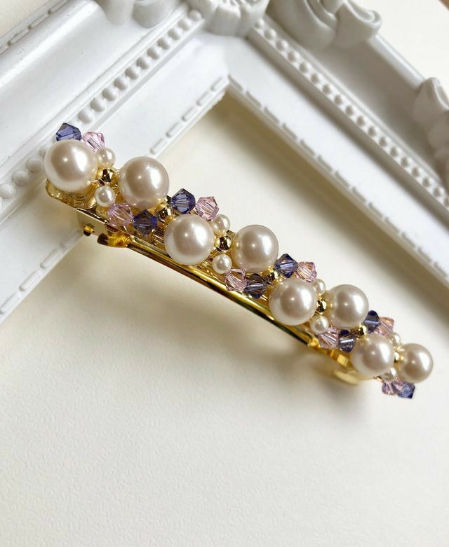 Create your own rhinestone and beaded hair clips while making new friends!