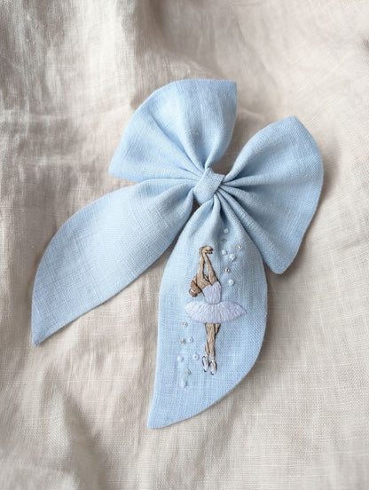 Embroider your own hair accessory, sip & meet new friends!