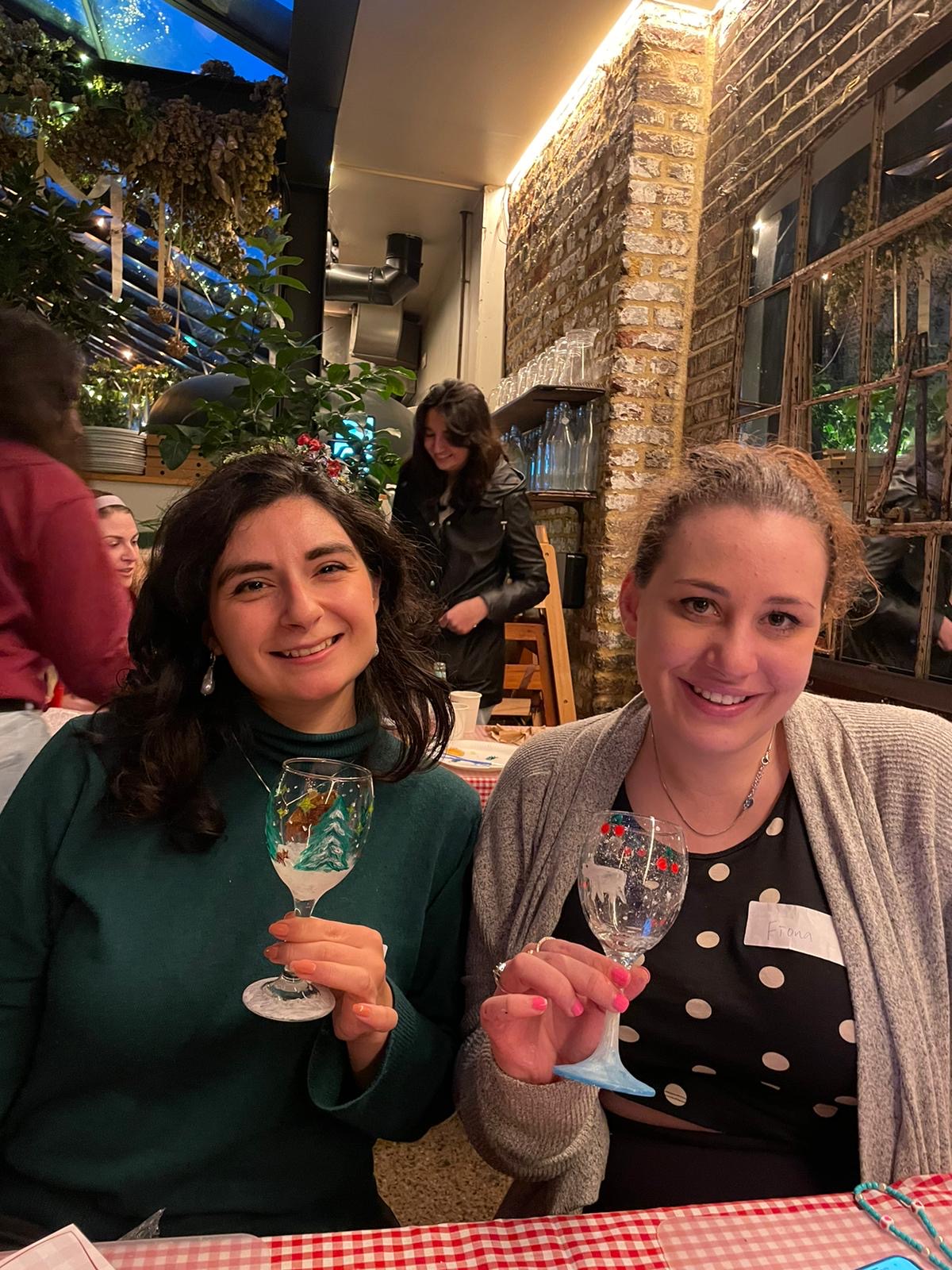 Xmas Artistic Candle Set: Join Us for an Extravagant Candle Set Painting Experience!