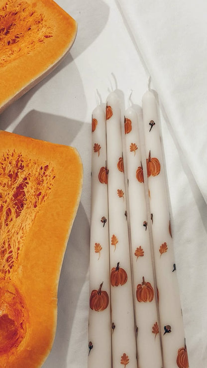 HALLOWEEN PARTY 👻🎃🎉: Candle painting and plenty of spooky surprises for a super fun night!