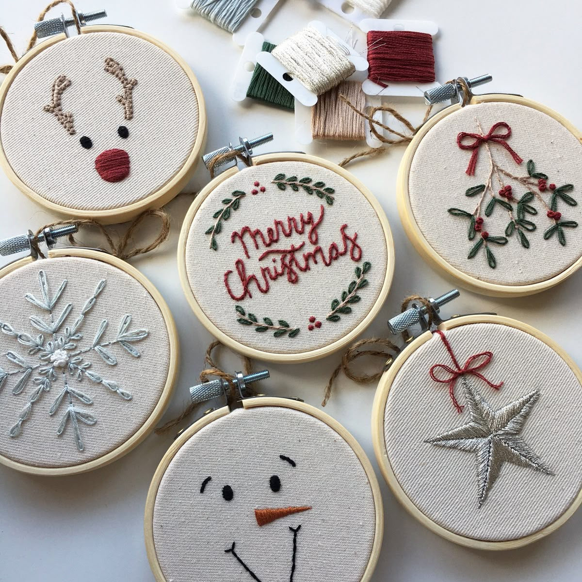 Embroider your own Xmas Decoration, sip & meet new friends!