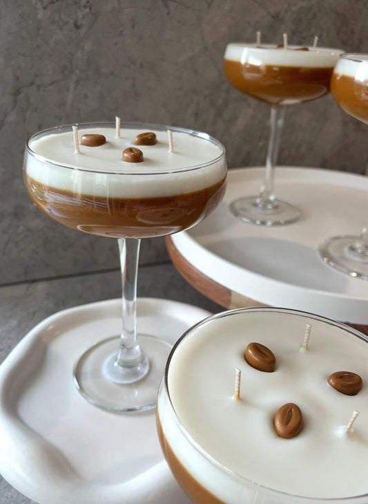Make your own fabolous cocktail candle, sip and meet new friends!