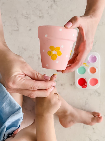 🌸 Mother’s Day Babies & Paint - Decorate a beautiful flower pot with your baby's fingerprints, sip & meet other mums and their little ones!