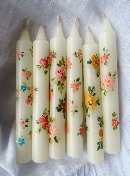 Candle painting night in a floating restaurant, sip and make new friends!