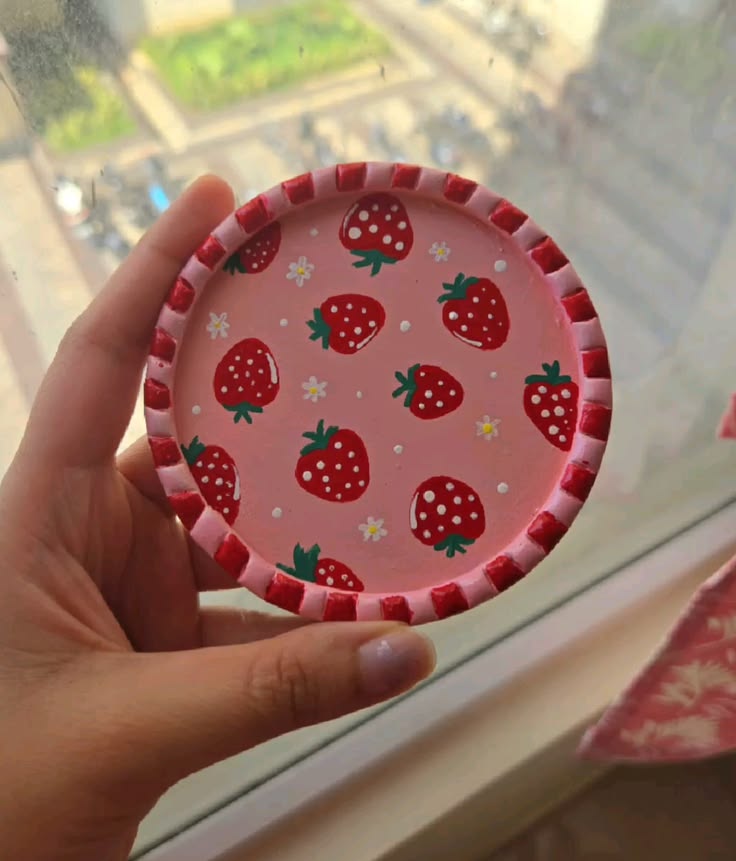 Create & Quiz Summer Party: Hand-paint your jewellery trinket while winning prizes!