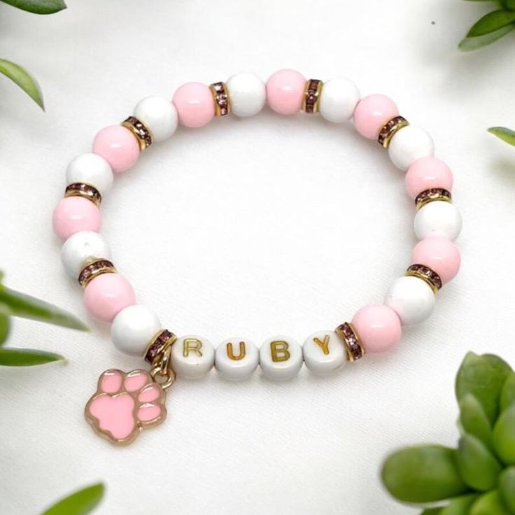 Cat Lovers Unite: Make Matching Beaded Bracelets & Collars for You and Your Furry Friend!