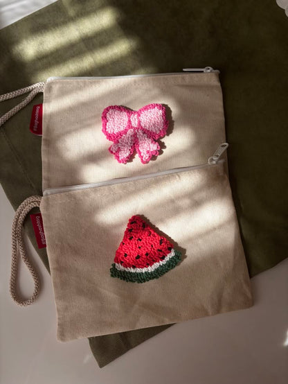 Make The Cutest Punch Needle Beauty Bag & have fun with us!