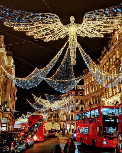 🎨 Gals Escape: Xmas lights , Xmas markets, Goodie bags & Stroll  🎁✨