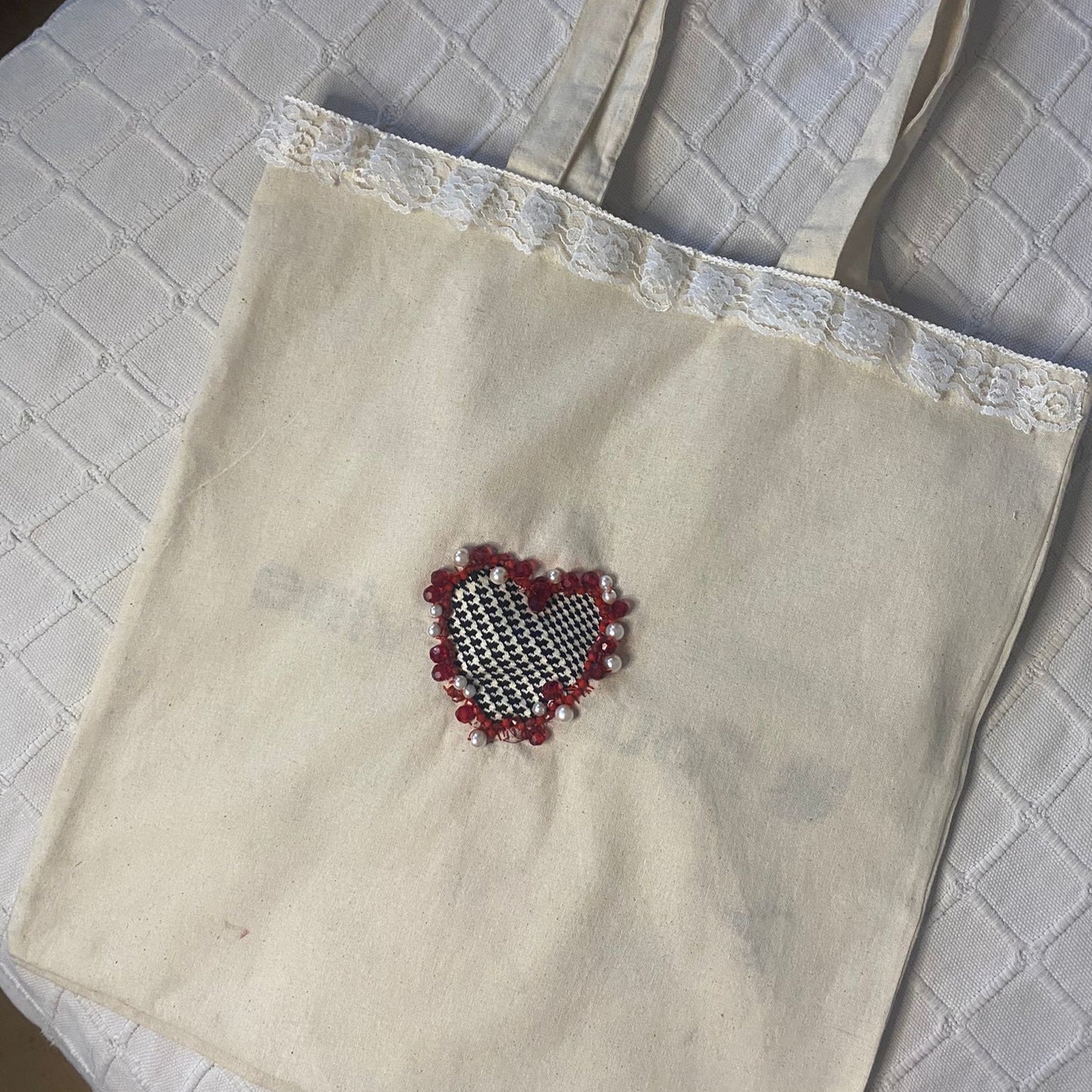 Upcycle your Tote Bag: Sew, Customise, Sip & Chat