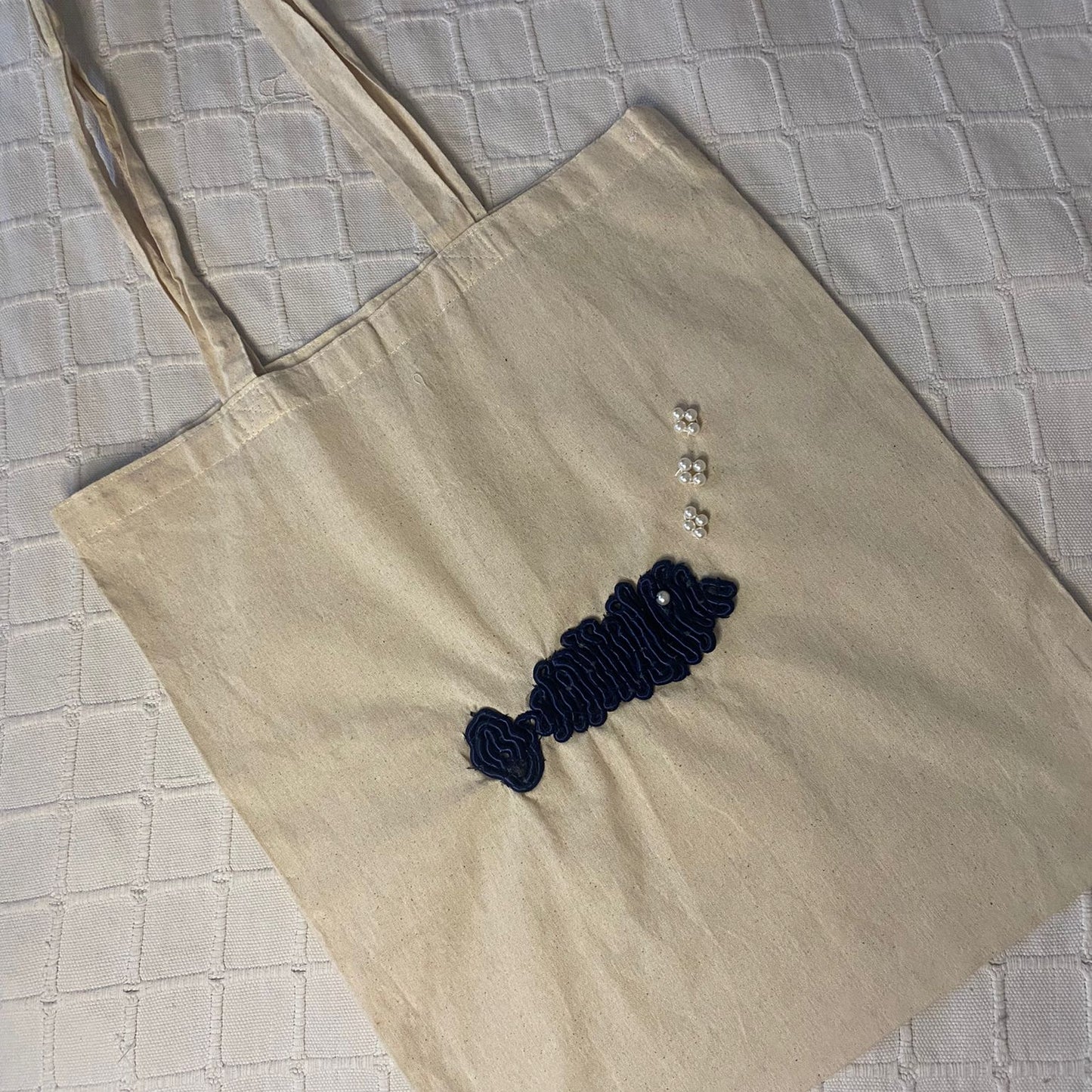 Upcycle your Tote Bag: Sew, Customise, Sip & Chat