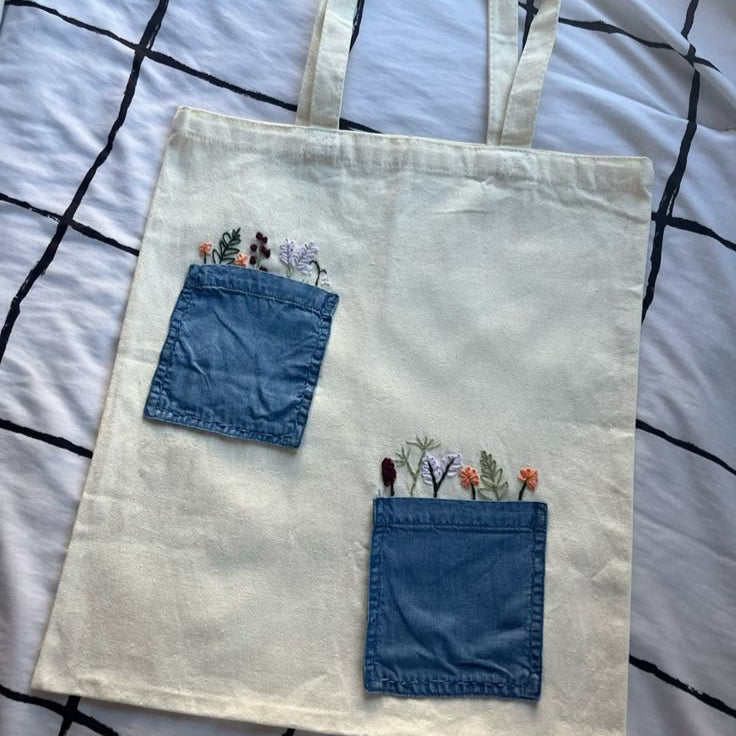 Upcycle your Tote Bag: Sew, Customise, Sip & Chat