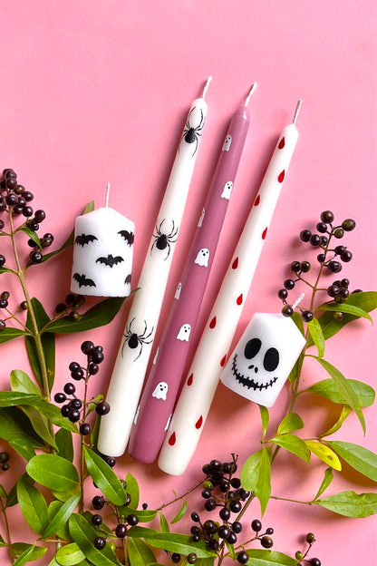 HALLOWEEN PARTY 👻🎃🎉: Candle painting and plenty of spooky surprises for a super fun night!